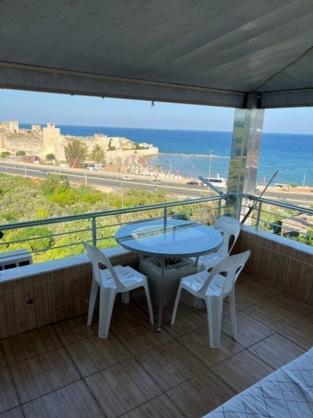 Kızkalesi Pansiyonları - Serkans Apart Balkon